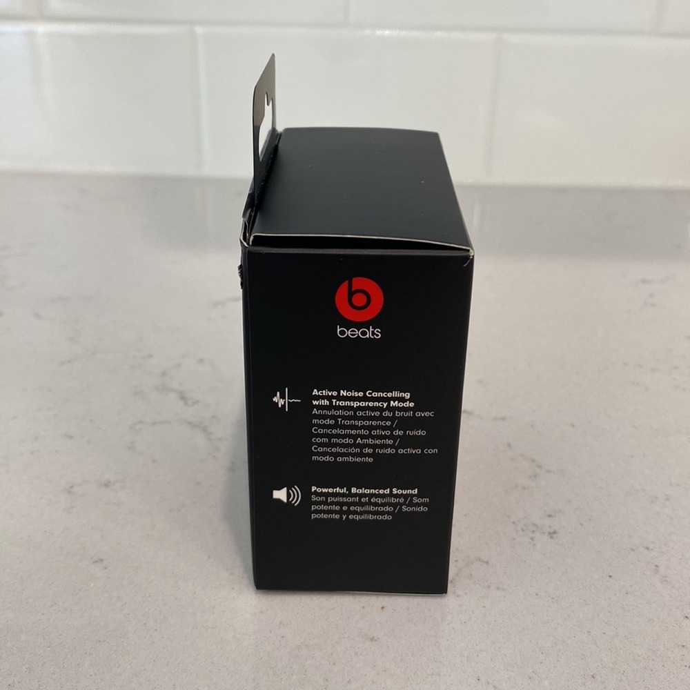 BEATS STUDIO BUDS - Wireless noise cancelling bluethooth earbuds - BLACK. - Picture 8 of 8